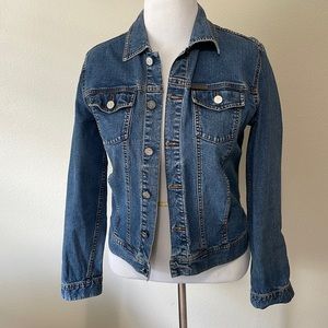 Women’s Large Calvin Klein Denim Long Sleeve Button Down Jacket